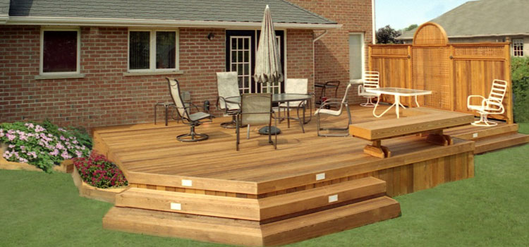 Cedar Composite Decking in Pico Rivera, CA