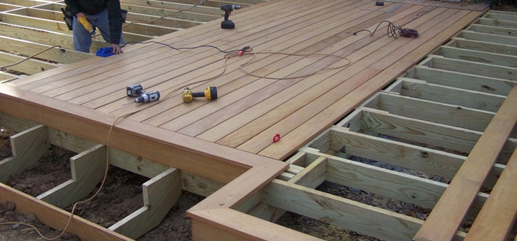 Wood Deck Builders in Pico Rivera, CA